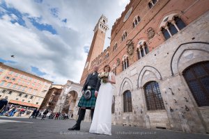 Photo Wedding in Siena Palazzo Comunale